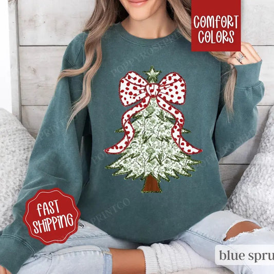 Green Floral Christmas Tree Sweatshirt Comfort Colors,  Coquette Christmas Sweater Womenswear,  Holiday Crewneck