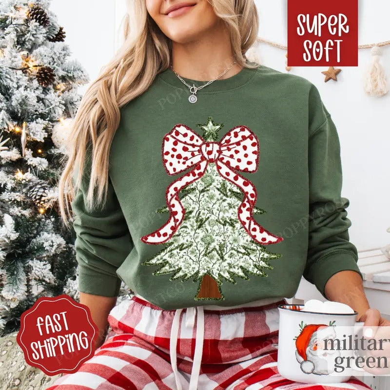 Green Floral Christmas Tree Sweatshirt, Coquette Christmas Sweater, Women's Holiday Crewneck