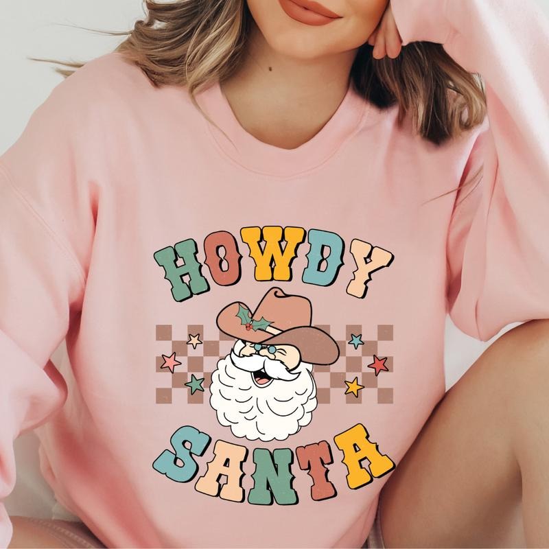 HOWDY SANTA WESTERN CHRISTMAS Crewneck (Crewneck Sweatshirt, Unisex Fit, Causal Sweatshirt for Christmas, Christmas Holiday Sweatshirt) Casual Womenswear
