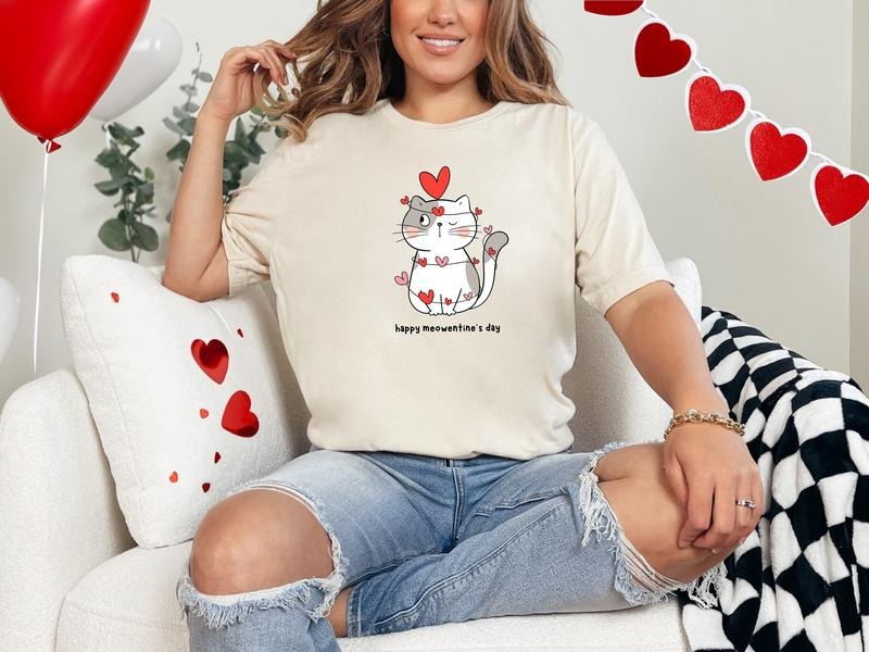 Happy Meowentines Day Tshirt For Cat Mama, Kitten Mom Valentine's Day T Shirt, Meowy Valentines Day Shirt For Her, Valentines T-Shirt, Gifts For Her, Unisex Short Sleeve Tee Shirt, Valentine's Day Gifts, Gifts For Valentines Day Fit Man