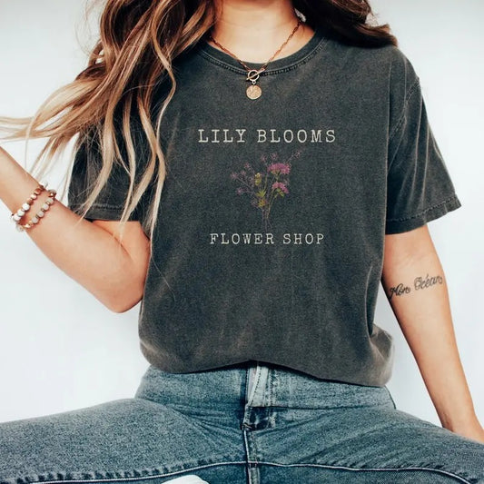 It Ends With Us Shirt, Lily Blooms Floral Shop, Colleen Hoover, COHO, Trendy Shirt, Bookish Gift, Bookish, Minimalist