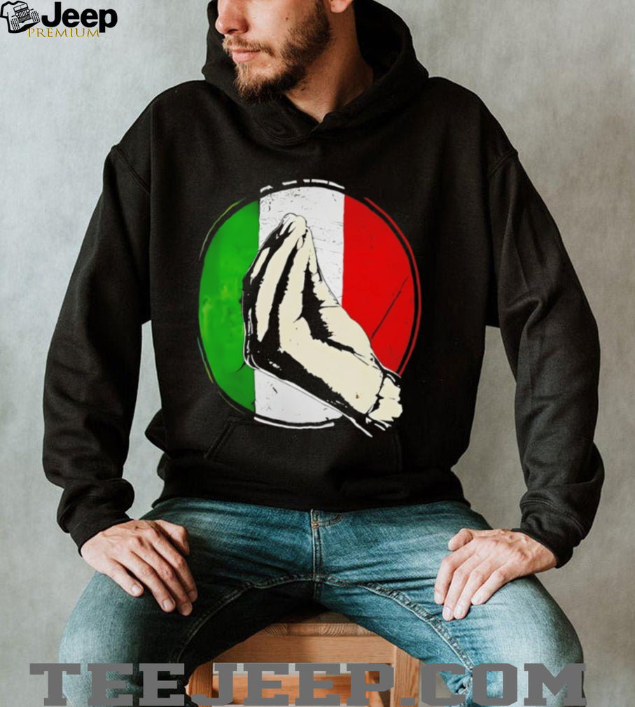 Italian Hand Gesture Icon Italy Flag Colors Distressed Graphic T Shirt