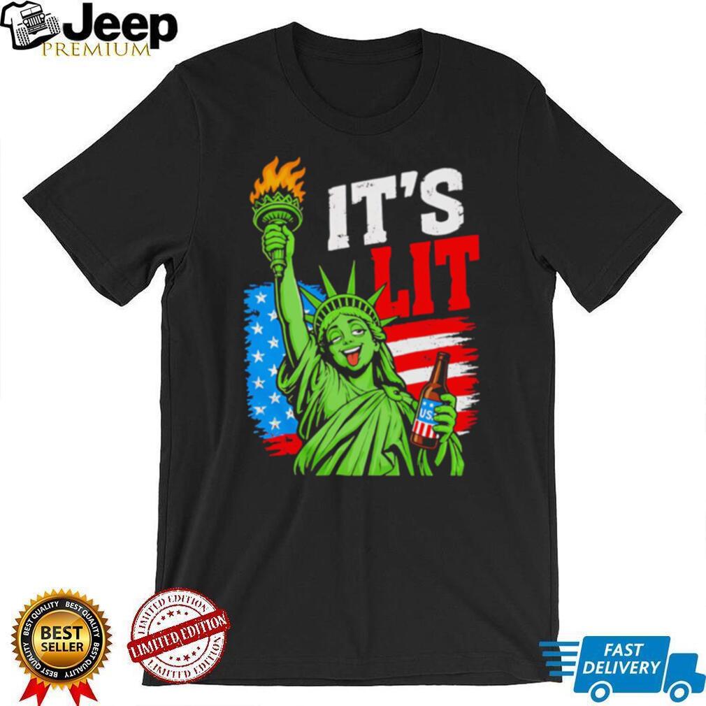 It’s Lit Statue Of Liberty Drinking Beer Fourth Of July Vintage American Flag T Shirt