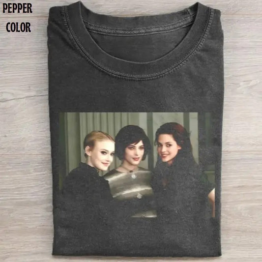 Jane Alice Bella The Twilight Vintage T-shirt, The Twilight Movies Graphic tee Menswear Womenswear Streetwear