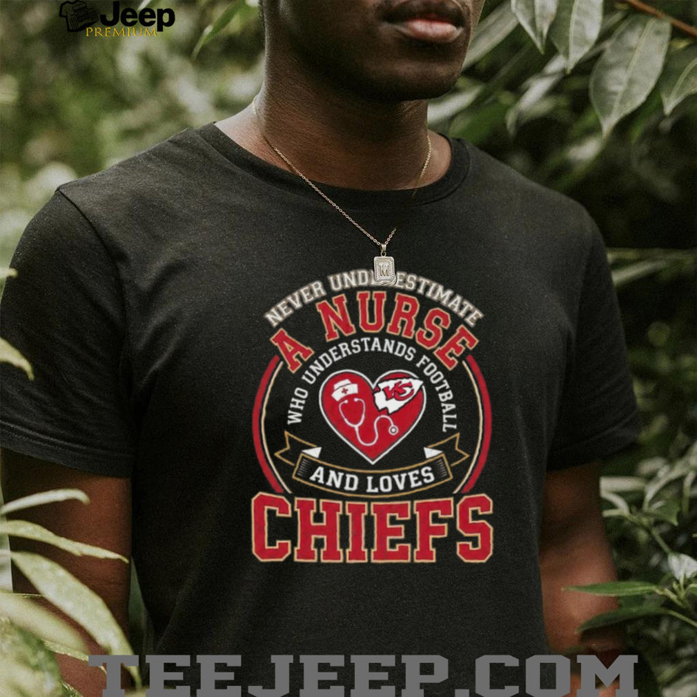 Kansas City Chiefs Football Nurse Stethoscope Heart Vintage Red Fan Men Women T Shirt