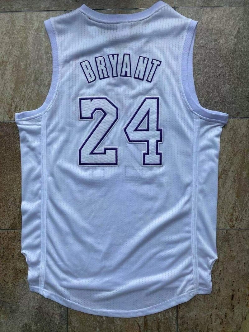 Los Angeles Lakers #24 Kobe Bryant Lakers 24 Kobe Adidas Christmas All-White Embroidered Jersey Style 19