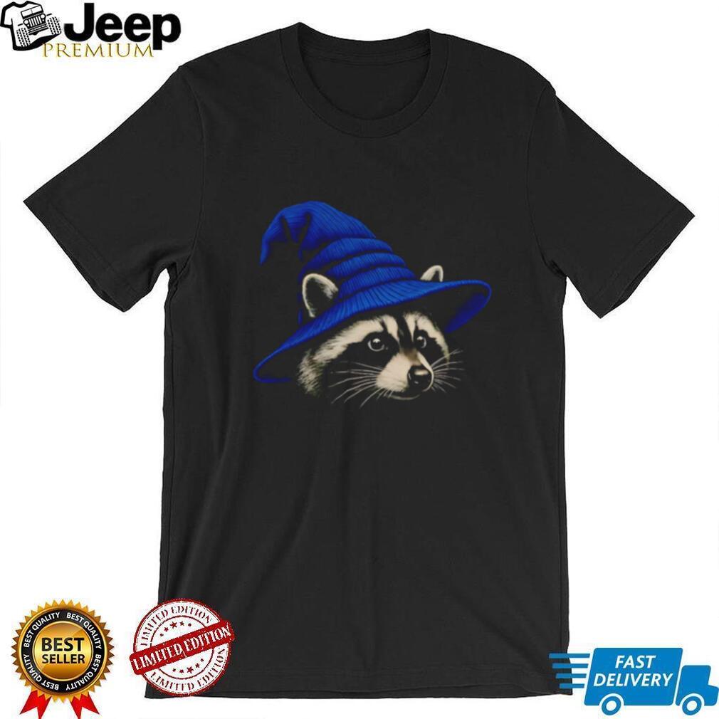 Magic Raccoon Blue Wizard Hat Trash Panda Fantasy Halloween T Shirt