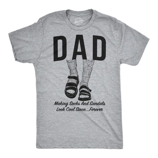 Mens Dad Socks and Sandals Funny Father's Day T Shirt Hilarious Gift Tee Mens Funny T Shirts Cool Tees Soft Stylish Casual Menswear Dad Joke Apparel for Men Novelty Tees for Guys Light Grey