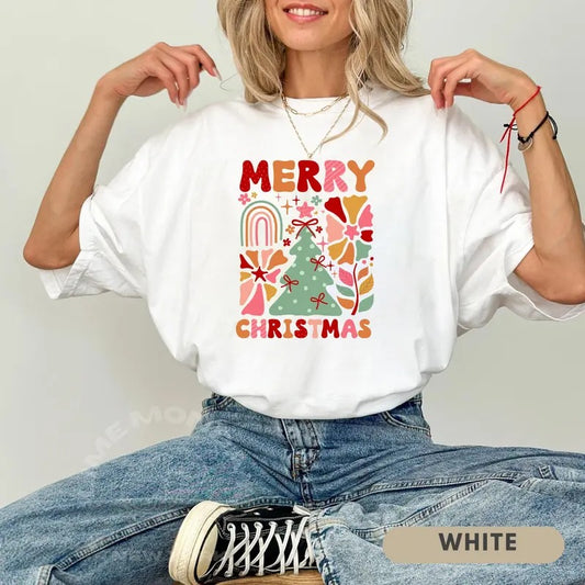 Merry Christmas Sweatshirt, Retro Merry Christmas Sweatshirt, Christmas Vibes Shirt, Festive holiday apparel, Christmas Gift for Women, Cozy Season