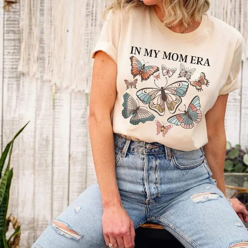 Mom Era Butterfly T Shirt Mothers Day Gift For Cool Mom Mystical Butterflies T-shirt Birthday Gift For New Mother Botanical Tee Shirt Gift TK43GN