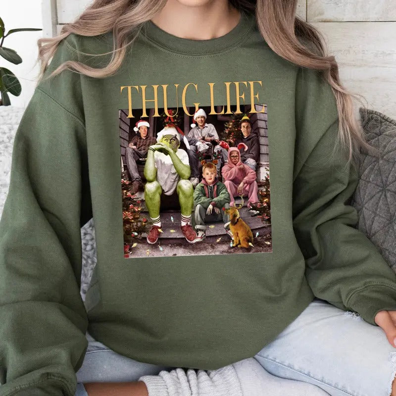 Movie Stars Retro Sweatshirt, Christmas Gift, Season Christmas Friends Shirt, Xmas Movie Shirt, Friends Christmas Movie Sweatshirt Comfort Womenswear