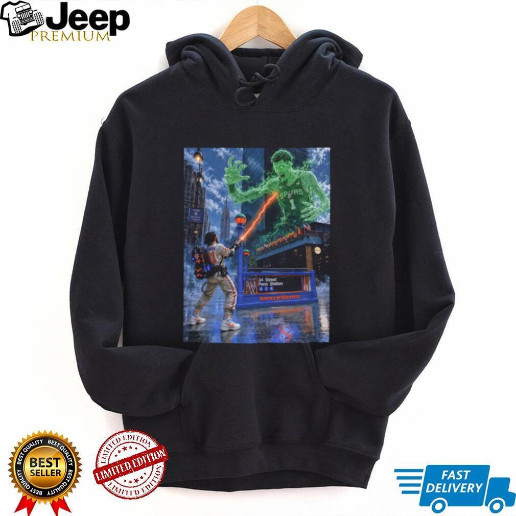 NY Knicks vs San Antonio Spurs Victor Wembanyama light saber attacking poster shirt