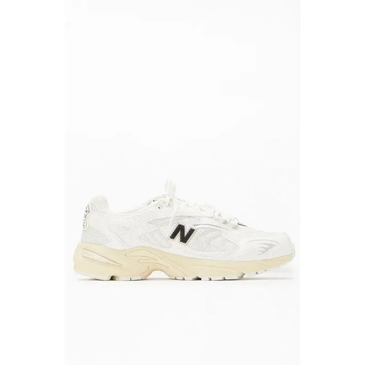 New Balance Men's White 725 Shoes - Multicolor