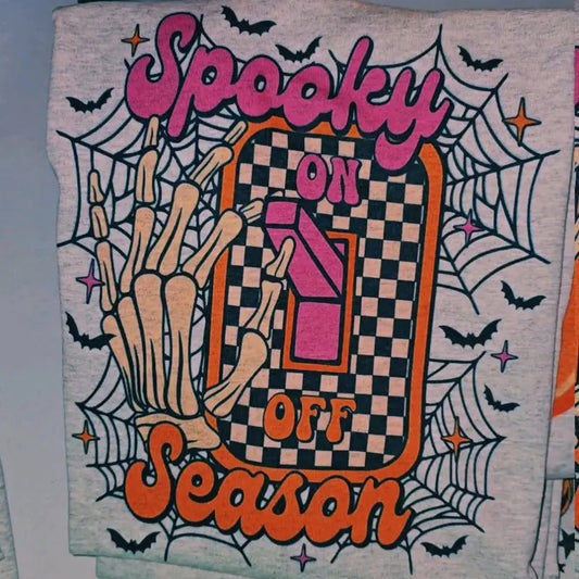 Spooky Season On/Off Graphic Halloween Tee Fit Loose