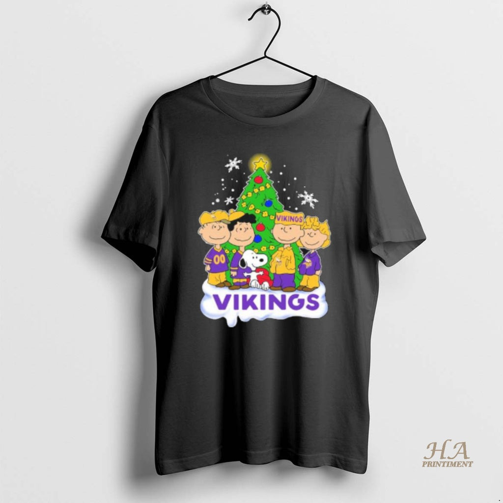 Official Minnesota Vikings X The Peanuts Christmas 2025