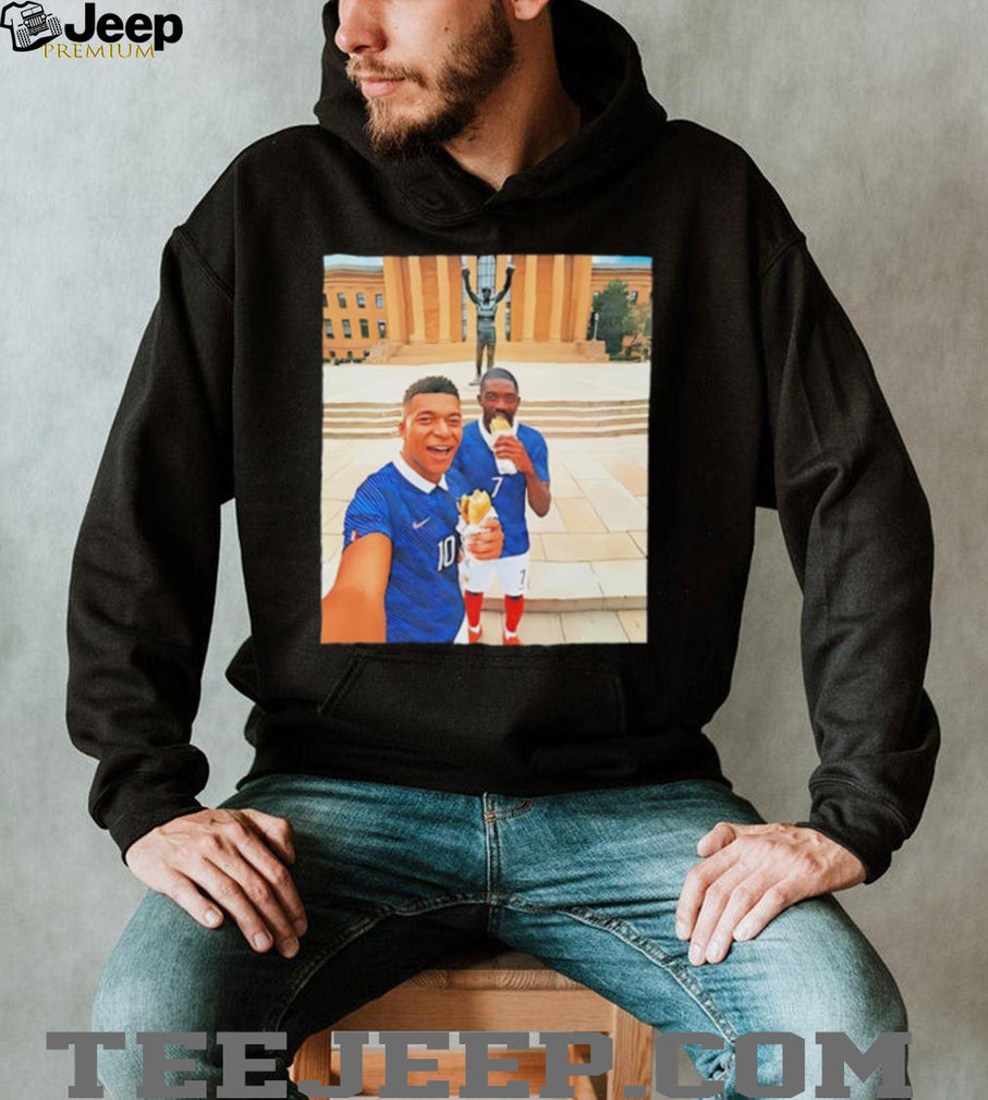 Ousmane Dembele & Kylian Mbappe posing in front of Philadelphia Museum of Art shirt