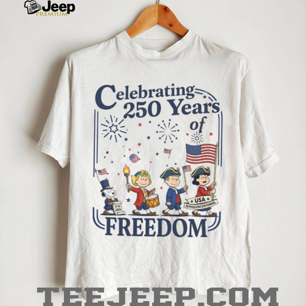 Peanuts Gang Celebrating 250 Years of Freedom USA Shirt