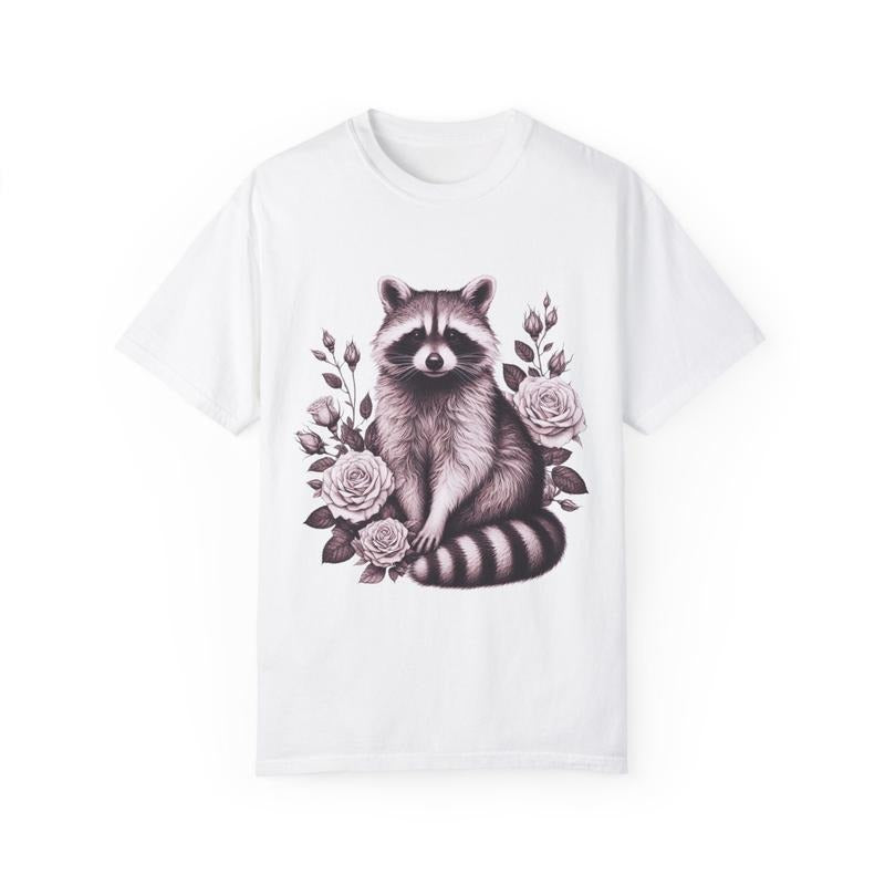 Raccoon Roses Shirt Cute Animal T-shirt Sweet Graphic Tee Vintage Retro Cartoon Tee Sketch Raccoons Gift Unisex Tshirt Trash Panda TK43GN