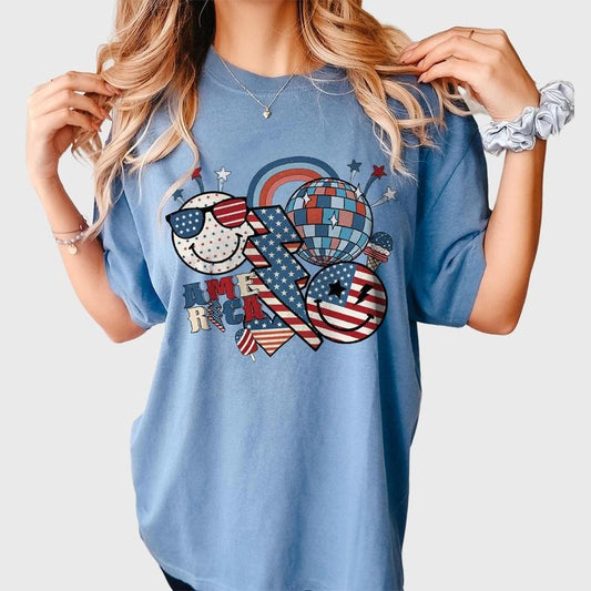 Retro 4th of July Shirt, 4th of July Tee, Retro Smile Shirt, America Flag Shirt, Independence Day, Patriotic Shirt, hirts For Women, Vintage America Shirt, Gift For Her, Women's Tops, 4th Of July Gift For Women