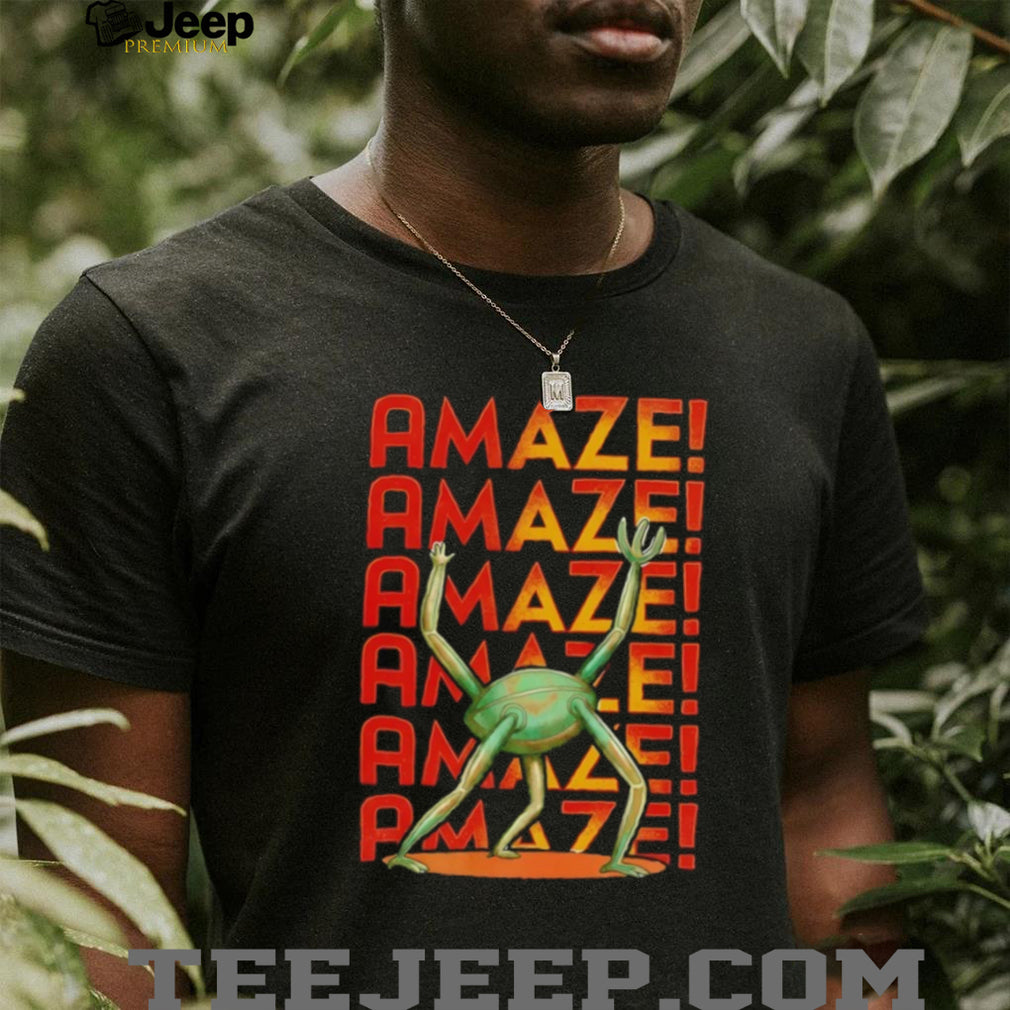 Retro Amaze! Green Robot Dancing Graphic T Shirt