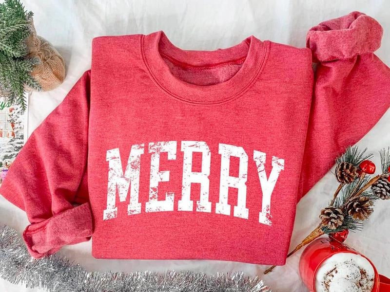 Retro Merry Sweatshirt, Merry Christmas Shirt, Womens Christmas Shirt, Festive Holiday Sweatshirt, Cute Christmas Shirt, Vintage Christmas Sweatshirt