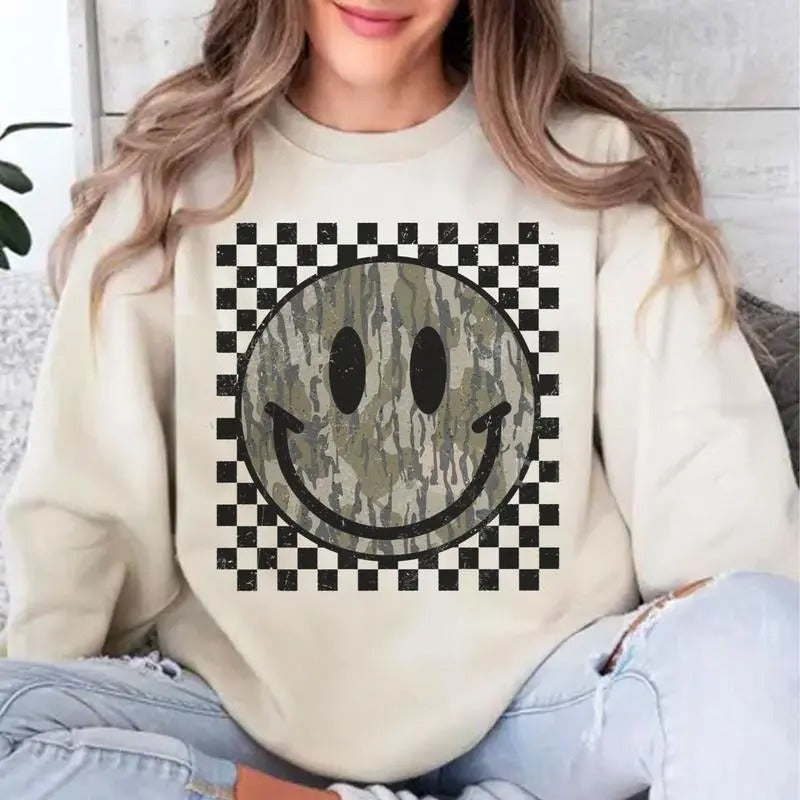 Retro Vintage Camo Bow Smile Hunting Sweatshirt, Coquette Bow Camo Design Shirt Hoodie | WearSparks.com