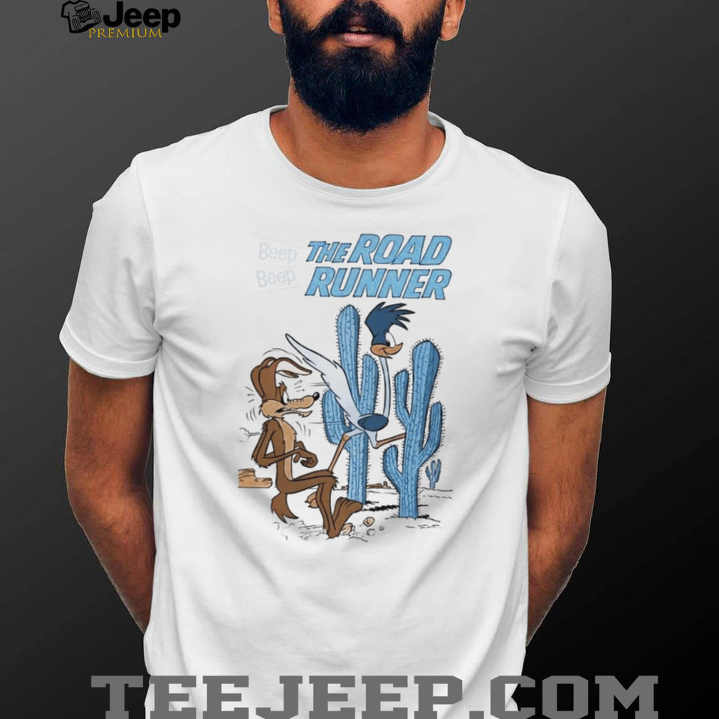 Road Runner And Wile E Coyote Desert Scene T Shirt
