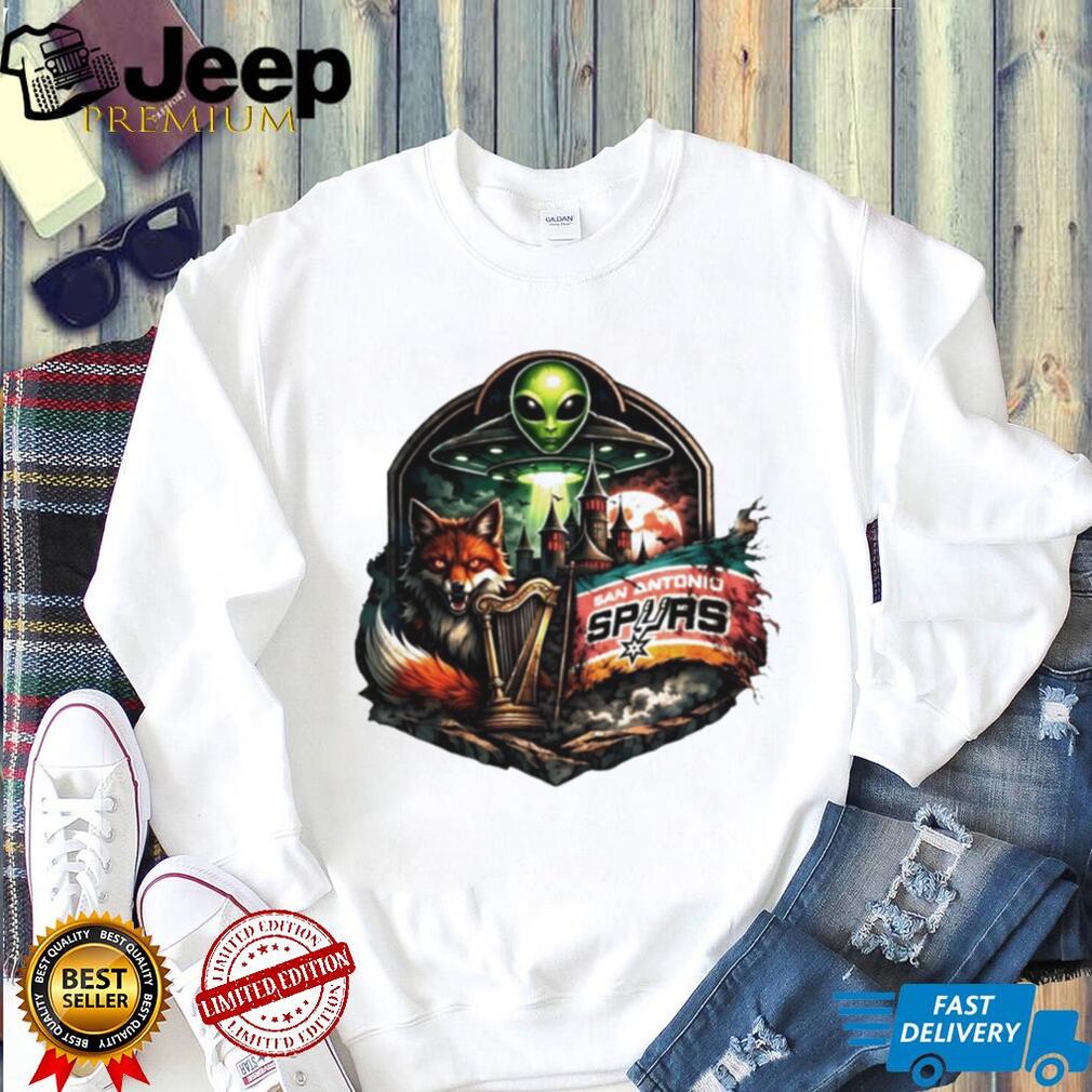 San Antonio Spurs Fantasy Alien UFO Fox and Harp Crest T Shirt