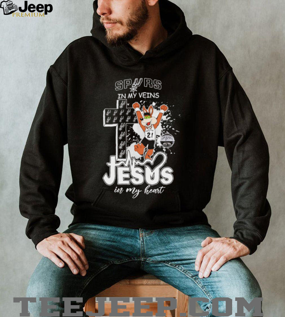 San Antonio Spurs In My Veins Jesus In My Heart Coyote Basketball T Shirt