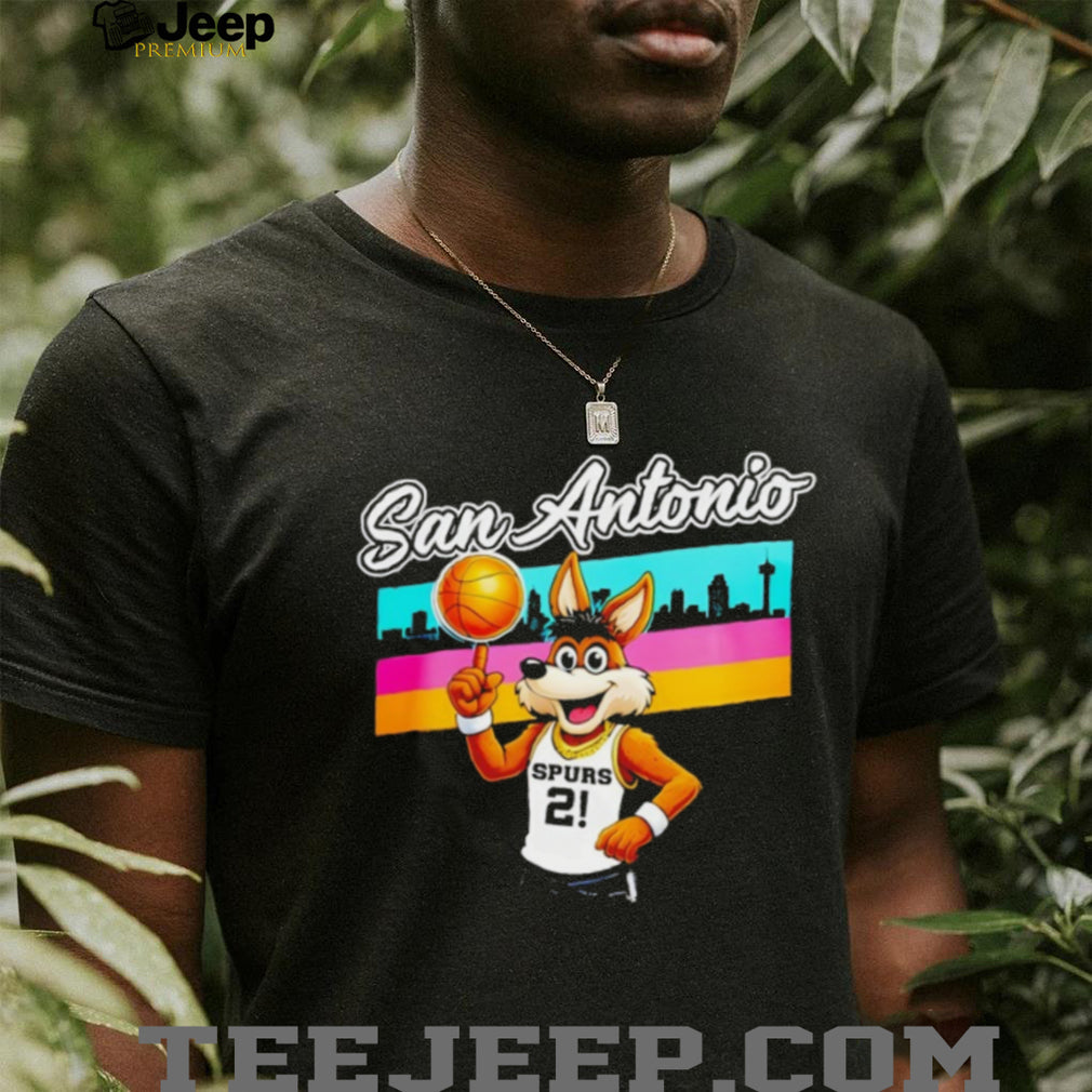San Antonio Spurs Mascot The Coyote Retro Skyline T Shirt