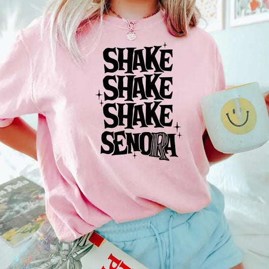Shake Shake Shake Señora T-Shirt, Halloween t-shirt, Halloween shirt, fall shirt, funny halloween shirt, Halloween costume t-shirt, Halloween movie