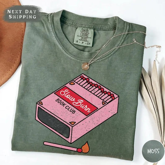 Slow Burn Book Club Vintage Shirt, Comfort Colors Romance Reader Tee, Book Lover Gift,Girlie Slow Burn Graphic Tee,Bibliophile Bookish Merch