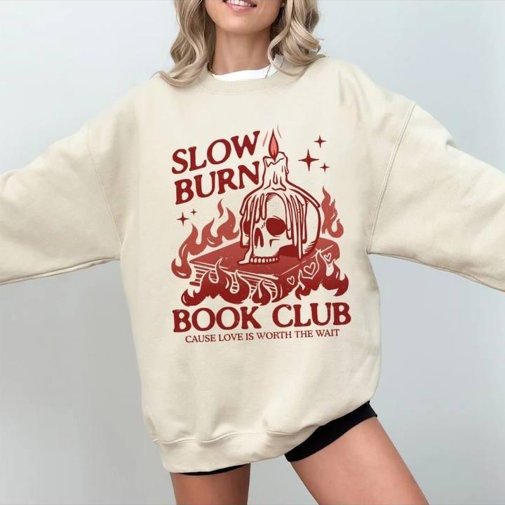 Slow Burn Sweatshirt For Romance Reader, Funny Retro Bookish, Crewneck For Slow Burn Lover, Sweater Book, Romance Gift...