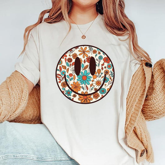 Smiling Face Vintage Shirt, Retro Happy Face Graphic Printed Tee, Vintage Floral Smile Face T-shirt, Boho Groovy Flowers Tee Women, Cute Vintage Style Unhinged Shirt, Comfy Fabric Oversized Graphic Tee, Women's Tops, Womenswear, Cotton Fabric Tee