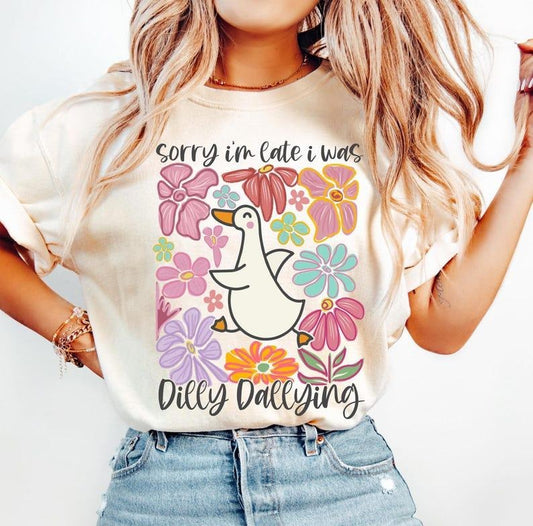 Sorry I'm Late I Was Dilly Dallying Goose Shirt, Floral Goose sweatshirt, Sarcastic Retro Shirt, Funny Mama sweatshirt, Boho Floral,Preppy Girly Shirt for women, vintage graphic tees, shirt for women