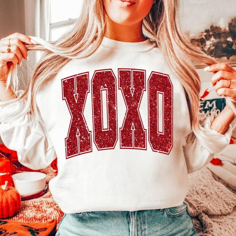Sparkly Faux Glitter Xoxo Valentine , Xoxo Sweatshirt, Valentines day Sweatshirt, Valentines Sweatshirt, Retro Valentine