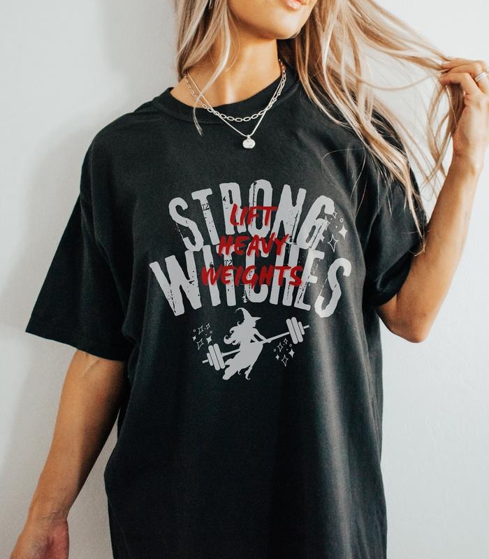 Squats Over Shots Funny Gym Girl Pump Cover Tshirt For Weightlifting Bodybuilding Squats Deadlift Oversized Shirt For Muscle Mommy Fitness