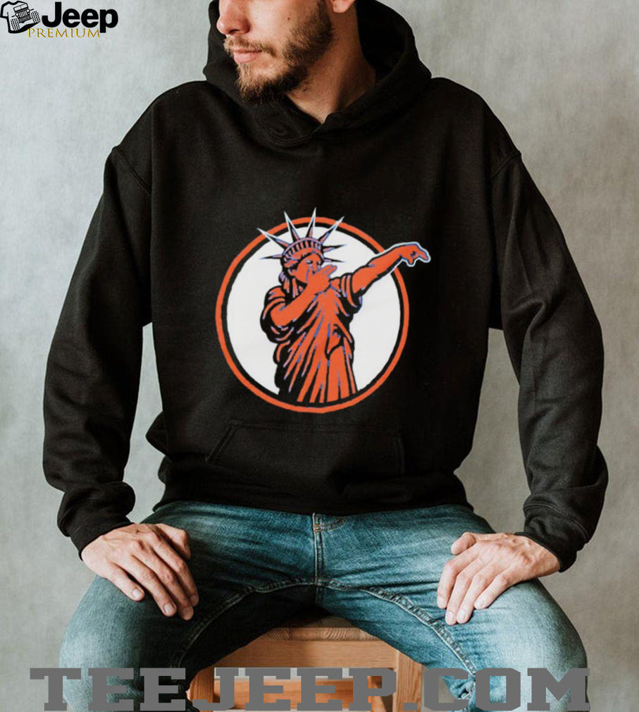 Statue of Liberty Dabbing Graphic Pop Culture Streetwear T Shirt
