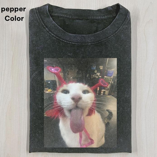 Drag Queen Cat / Stripper Cat Graphic T-shirt, Retro Funny Vintage Tee, Unisex Meme Cringe Funny Dumb Shirt, FUNNY CUTE shirts for women