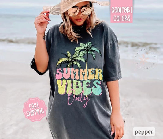 Summer Vibes Shirt Comfort Colors, Oversized Graphic Women's Beach Tee, Swimsuit Cover