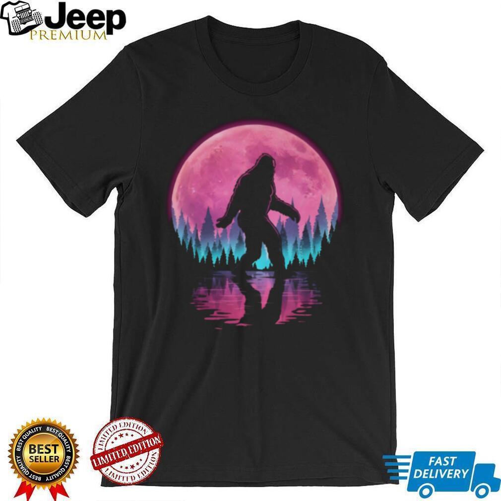 Synthwave Retro 80s Pink Moon Bigfoot Sasquatch Silhouette T Shirt