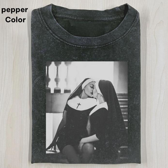 THE SINFUL NUNS KISS T-SHIRT, Nun Graphic Graphic Vintage Band T Shirts, Funny Graphic T-shirt, Unisex Movie Shirt Menswear