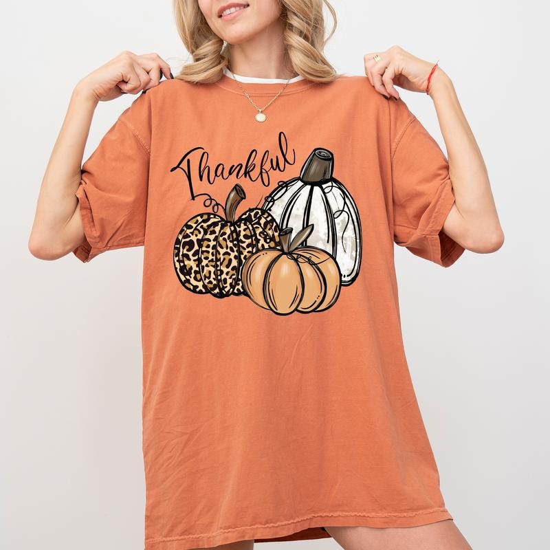 Thankful Comfort Colors Shirt, Pumpkins Graphic Tee, Thanksgiving Unhinged Tees, Fall Vibes Oversized T-shirt Hoodie,...