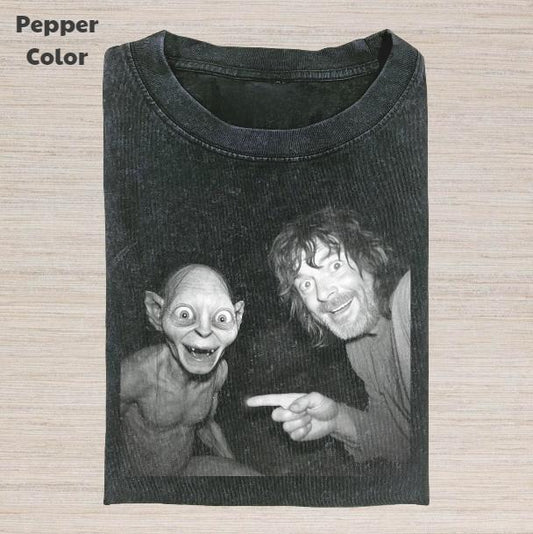 The Lord of the Rings Vintage Graphic Tee, Aragorn And Gollum T-Shirt, Movies Tee, Unisex Meme Cringe Funny Dumb Shirt, Menswear Womenswear Streetwearstyle{n002}2