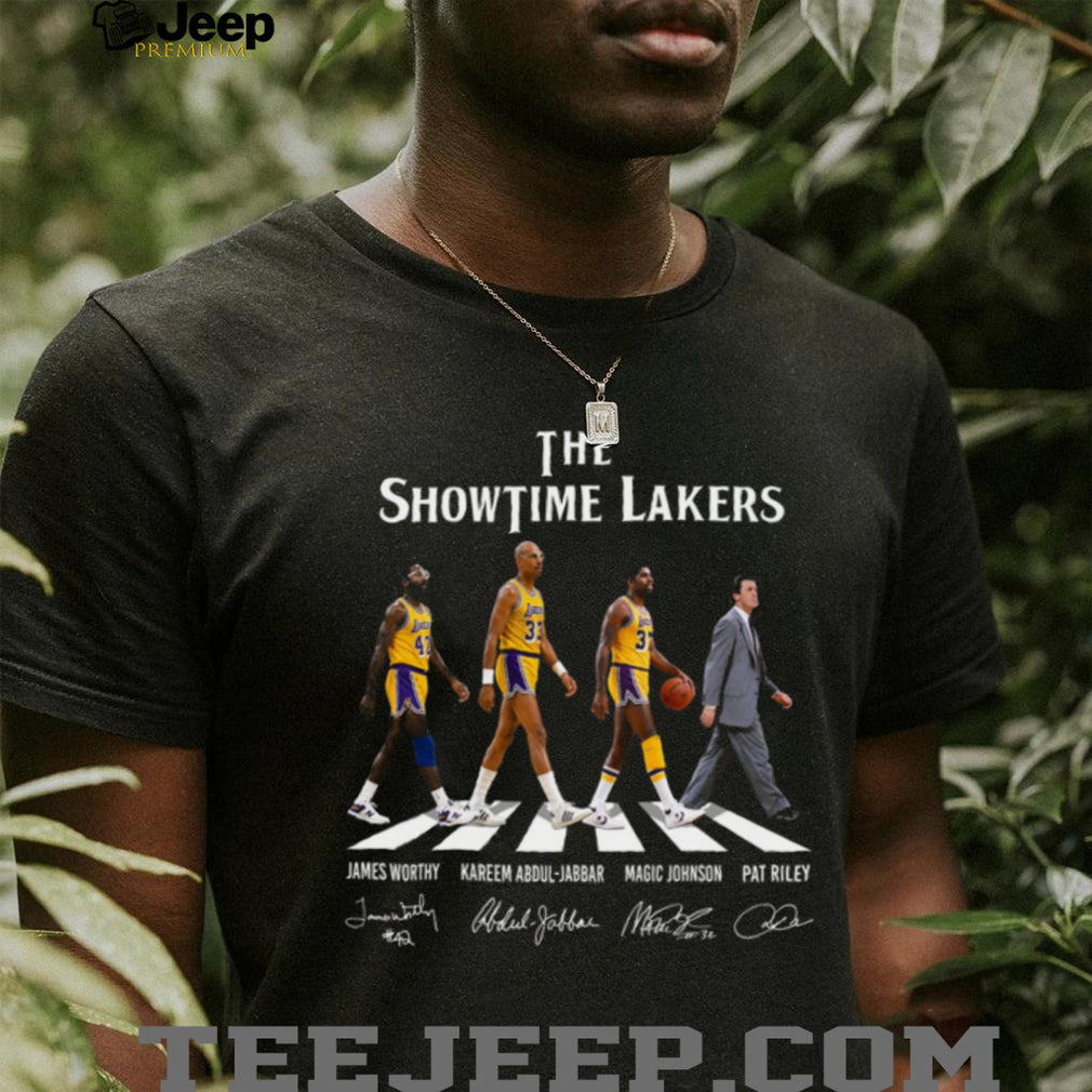 The Showtime Lakers Kareem Abdul Jabbar Magic Johnson 1980s Vintage Basketball Retro Style Shirt