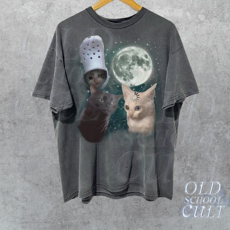 Three Cats Vintage Graphic T-shirts, Retro Cat Moon Tshirt, Cat Lovers, Funny Cat