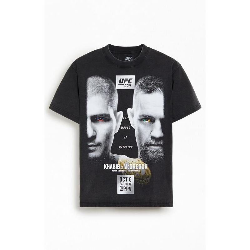 UFC Men's Khabib VS McGregor Face-Off Oversized T-Shirt - Multicolor Hoodie, Sweatshirt | WearSparks.com