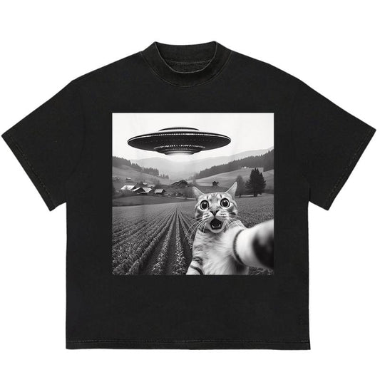 Ufo Cat Meme T-Shirt Unique Graphic Print for Standout Styl Unique Design for Everyday Wear