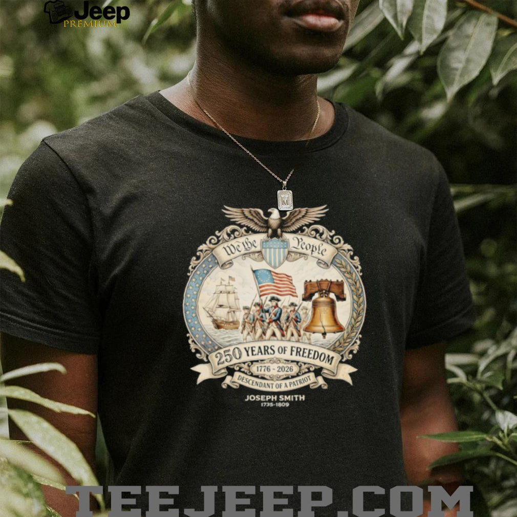 United States 250 Years Freedom 1776 2026 Descendant Of A Patriot Vintage Fans T Shirt