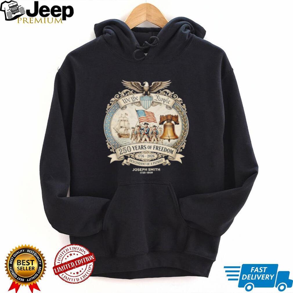 United States 250 Years Freedom 1776 2026 Descendant Of A Patriot Vintage Fans T Shirt